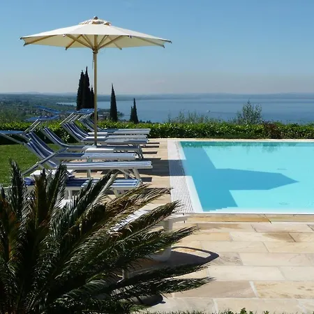 Valbella 2* バルドリーノ